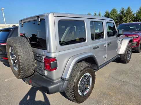 Used 2019 Jeep Wrangler Unlimited Rubicon AWD/4WD image 16