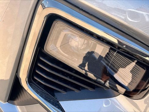 New 2026 Chevrolet Traverse Z71 w/ Enhanced Driving Package AWD/4WD image 13