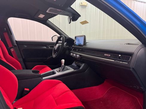 Used 2025 Honda Civic Type R image 27