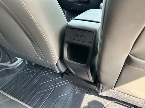 Used 2024 Chevrolet Trax ACTIV w/ Sunroof Package FWD image 23