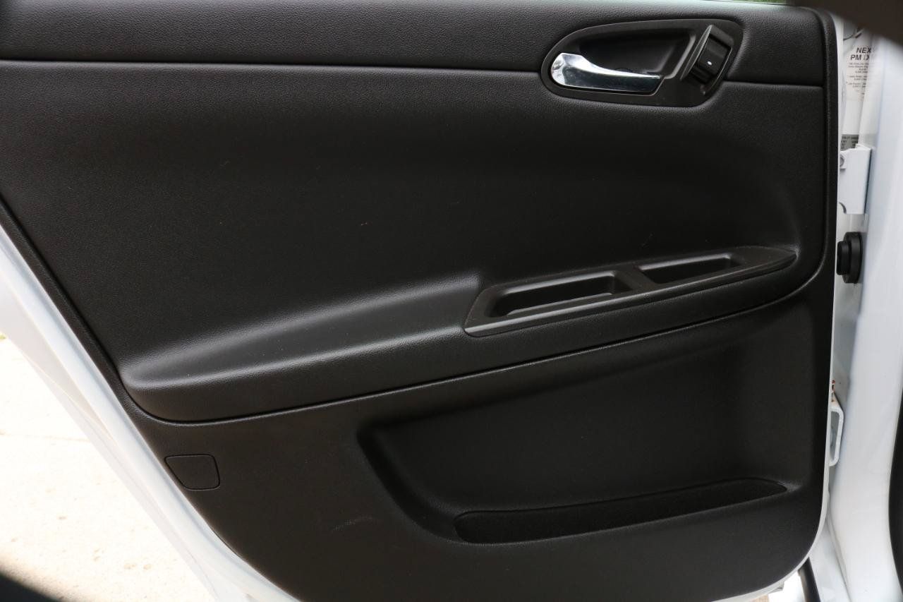 Used 2014 Chevrolet Impala LTZ FWD image 31