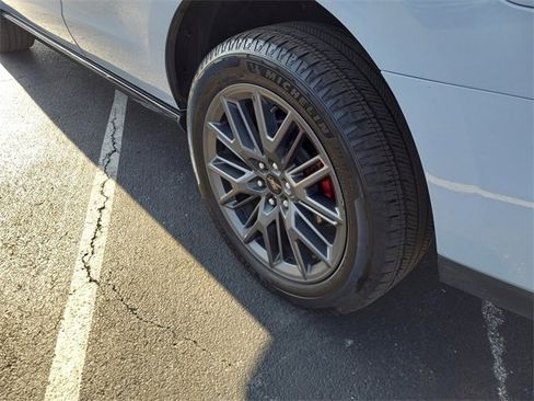 Used 2025 Ford Expedition Platinum w/ Stealth Performance Package image 10