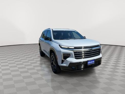 New 2026 Chevrolet Traverse High Country AWD/4WD image 2