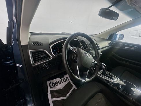 Used 2018 Ford Edge SEL AWD/4WD image 9