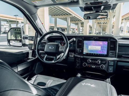 New 2026 Ford F250 Lariat w/ Black Appearance Package AWD/4WD image 35