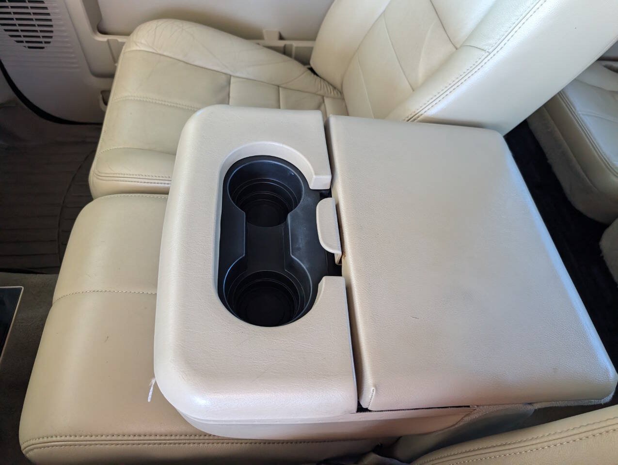 Used 2010 Ford F250 Lariat AWD/4WD image 27