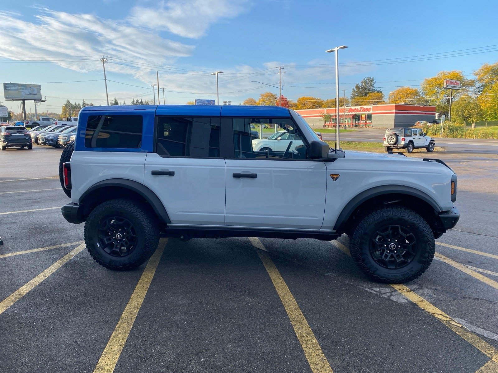 Used 2026 Ford Bronco Badlands AWD/4WD image 7