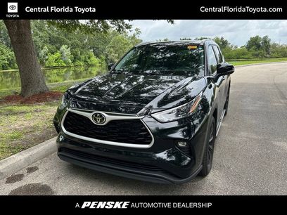 Used 2024 Toyota Highlander XLE