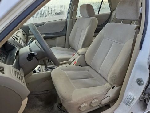 Used 2003 MAZDA Protege FWD image 9