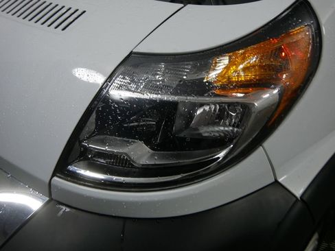 Used 2021 RAM ProMaster 2500 w/ Convenience Group image 18