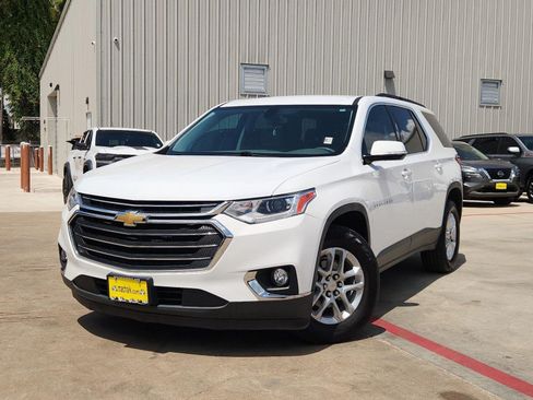 Certified 2019 Chevrolet Traverse LT FWD image 8