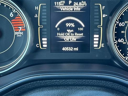 Used 2020 Jeep Cherokee Latitude Plus image 28