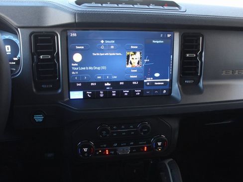 New 2025 Ford Bronco Badlands image 23