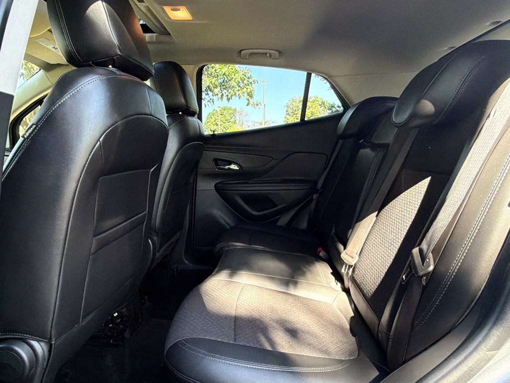 Used 2020 Buick Encore Preferred w/ LPO, Road Trip Package FWD image 30