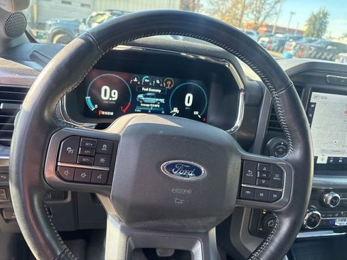 Used 2022 Ford F150 Lariat w/ Max Trailer Tow Package image 25