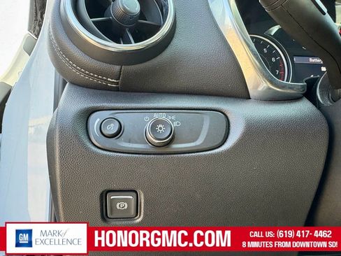 Used 2023 Chevrolet Blazer LT image 14