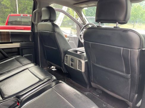 Used 2016 Ford F150 Lariat w/ Equipment Group 501A Mid AWD/4WD image 31