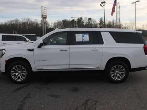 Used 2024 GMC Yukon XL Denali w/ Max Trailering Package image 4