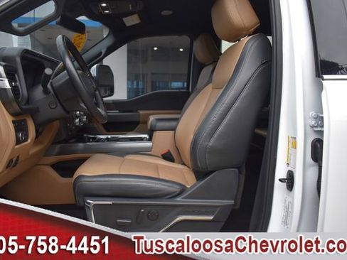 Used 2023 Ford F250 Lariat w/ Lariat Ultimate Package image 19