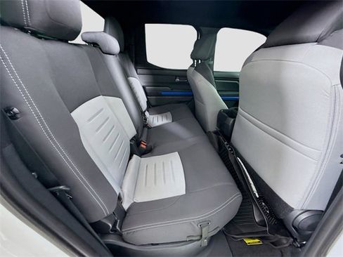 Certified 2025 Toyota Tacoma TRD Off-Road image 25