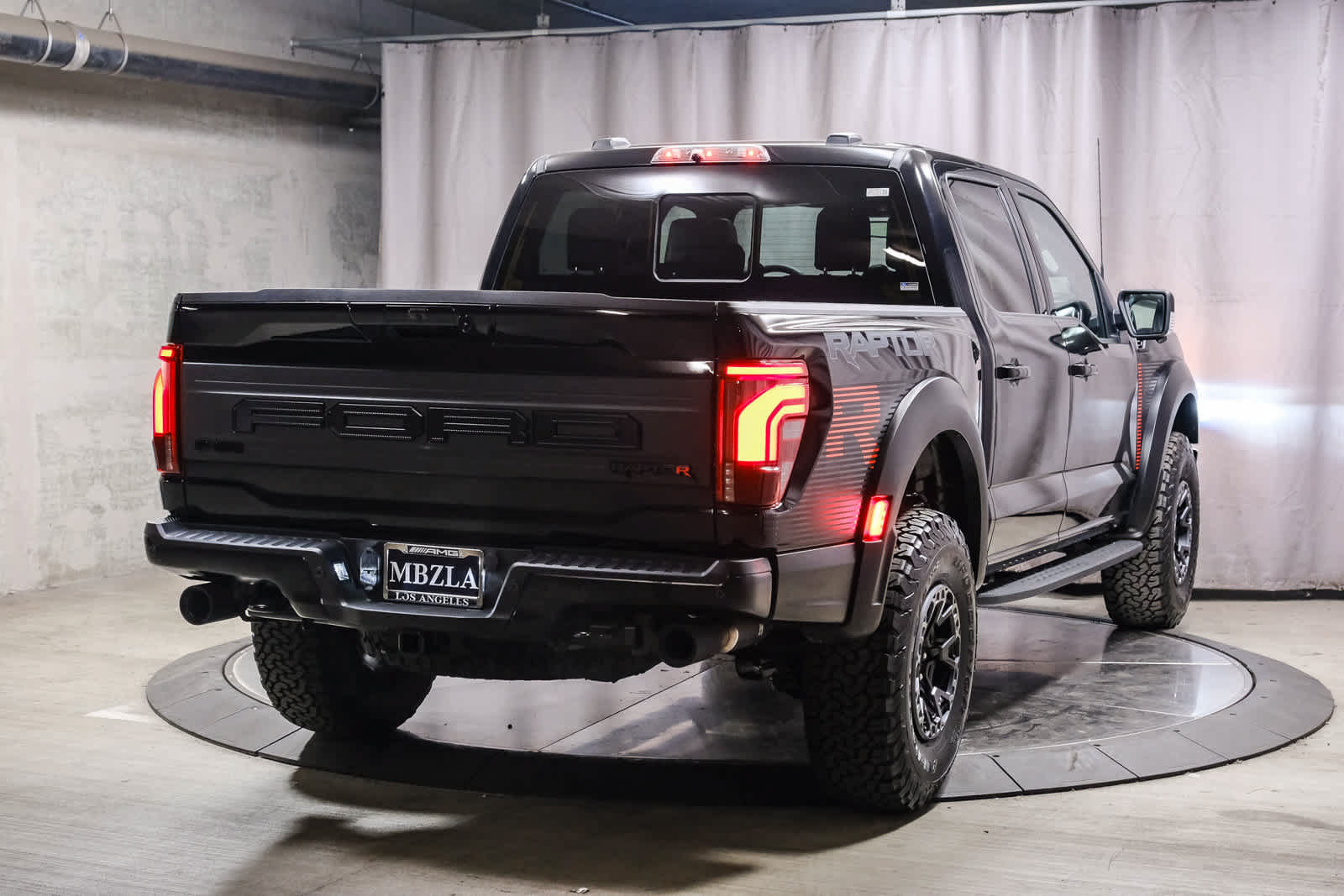 Used 2024 Ford F150 Raptor w/ Equipment Group 803A Raptor R AWD/4WD image 4