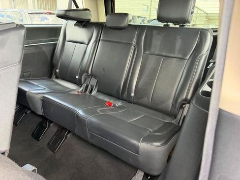 Certified 2024 Ford Expedition Max XLT AWD/4WD image 12