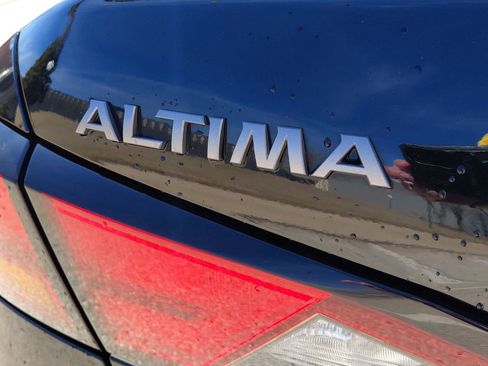 Used 2024 Nissan Altima 2.5 SR image 19