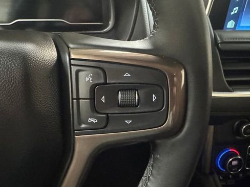 Used 2023 Chevrolet Suburban High Country AWD/4WD image 21