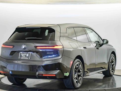 Certified 2024 BMW iX xDrive50 w/ Premium Package AWD/4WD image 5