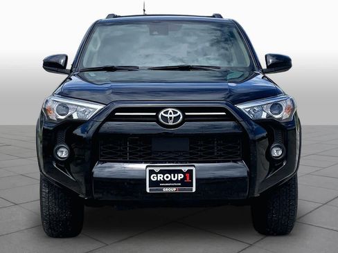 Used 2023 Toyota 4Runner SR5 AWD/4WD image 4