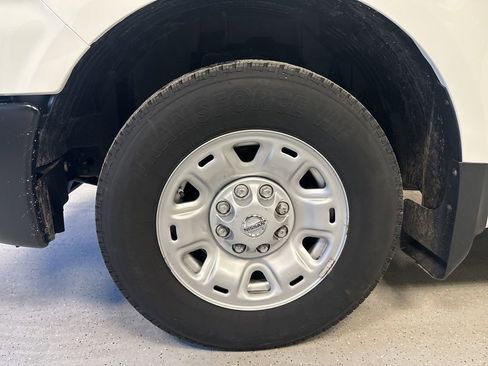 Used 2021 Nissan NV 2500 SV w/ Navigation Package image 16