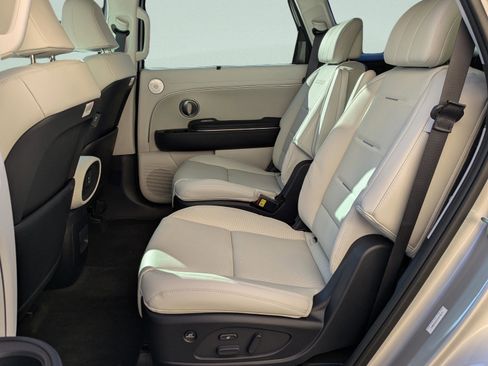 New 2026 Hyundai Palisade Calligraphy FWD image 32