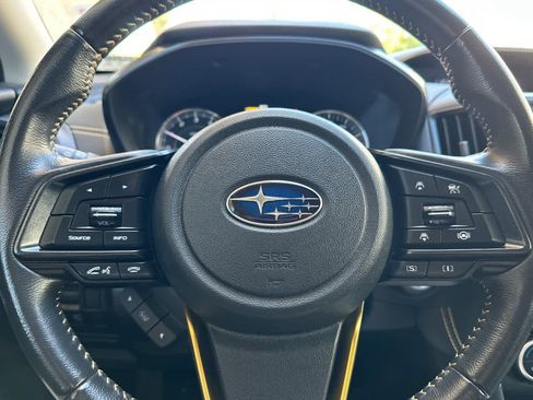Used 2022 Subaru Crosstrek 2.5i Sport w/ Moonroof Package AWD/4WD image 22