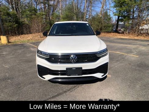 Used 2022 Volkswagen Tiguan SE R-Line image 9