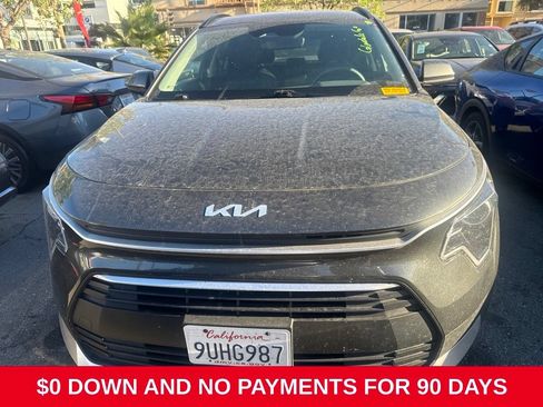 Used 2025 Kia Niro LX FWD image 2