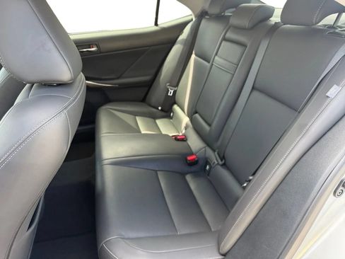 Used 2016 Lexus IS 200t RWD image 15