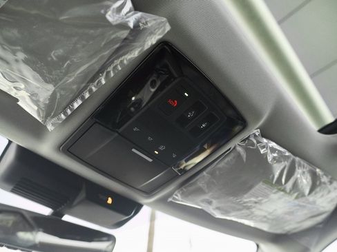 New 2026 Mitsubishi Outlander SE image 61