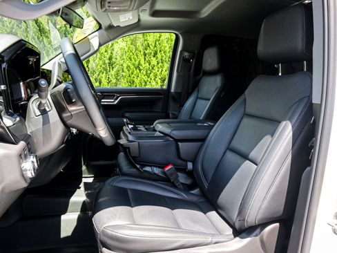 Used 2024 GMC Sierra 1500 Elevation AWD/4WD image 16