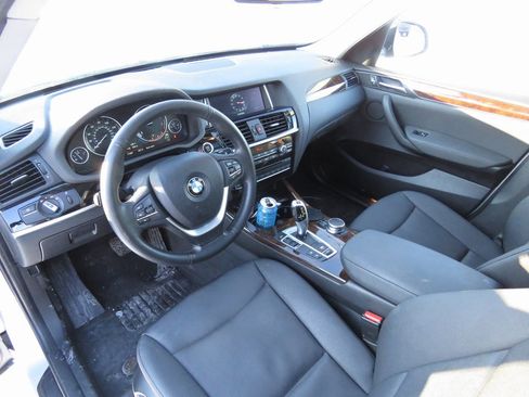 Used 2017 BMW X3 xDrive28i image 11