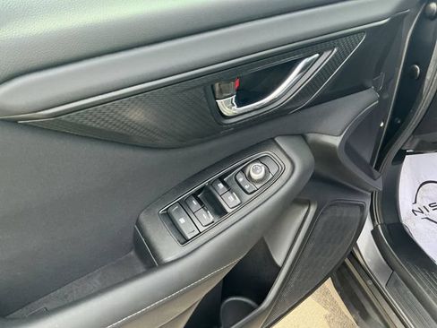 Used 2025 Subaru Outback Premium AWD/4WD image 14