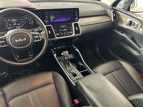 Used 2022 Kia Sorento EX FWD image 23