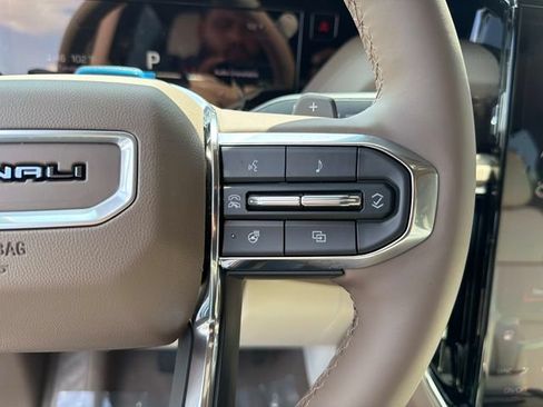 New 2026 GMC Yukon XL Denali w/ Denali Reserve Package AWD/4WD image 27