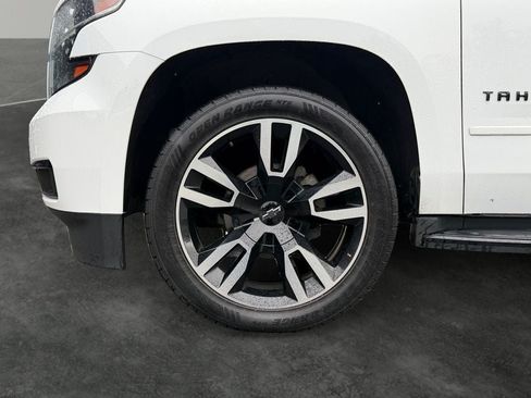 Used 2018 Chevrolet Tahoe Premier AWD/4WD image 4