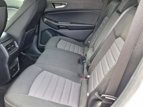 Used 2023 Ford Edge SE AWD/4WD image 17
