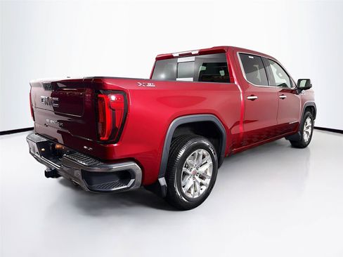 Used 2019 GMC Sierra 1500 SLT w/ SLT Premium Plus Package AWD/4WD image 11