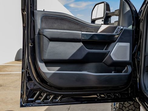 Used 2026 Ford F350 Platinum image 37