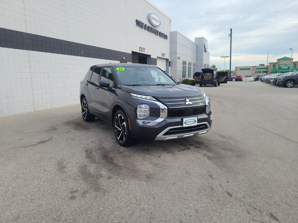 Used 2024 Mitsubishi Outlander SE AWD/4WD image 8