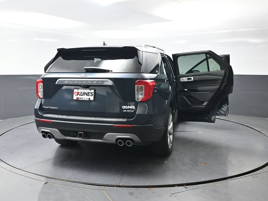 Used 2022 Ford Explorer Platinum w/ Equipment Group 601A AWD/4WD image 62