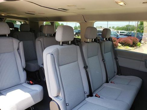 Used 2015 Ford Transit 350 XLT image 13