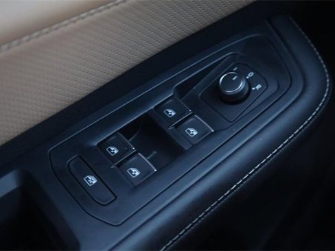 New 2026 Volkswagen Atlas Cross Sport SE image 17